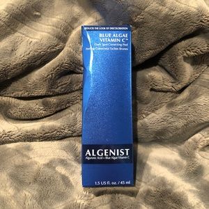 Algae it’s Blue Algae Vitamin C Dark Spot Peel NEW